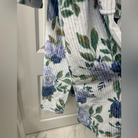 Stan Herman Size 3X Blue - Gray English Rose Plush Zip Front Long Lounger Robe - Picture 11 of 11